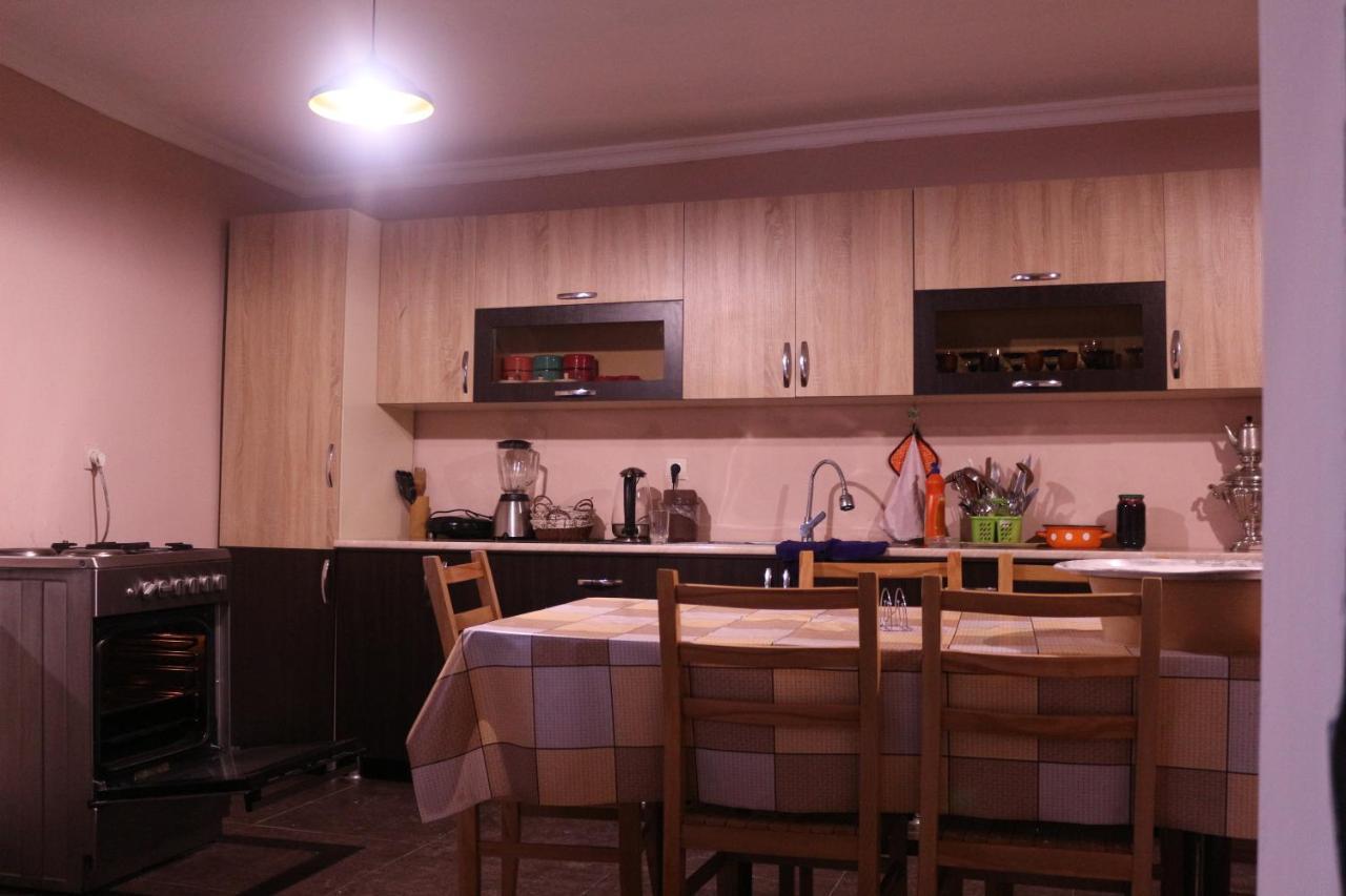 Inga Jafaridze Guesthouse Pele Μέστια Εξωτερικό φωτογραφία