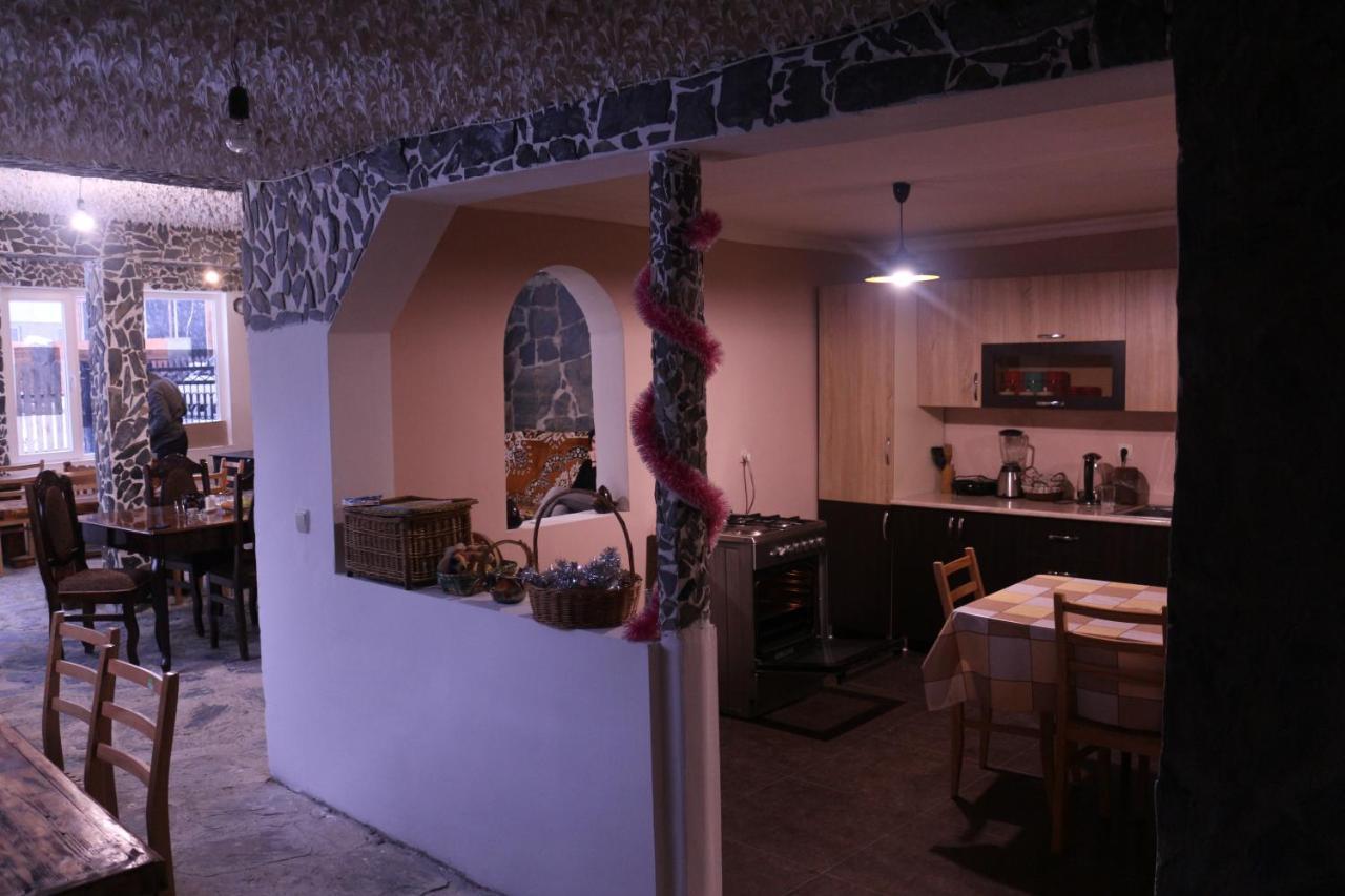 Inga Jafaridze Guesthouse Pele Μέστια Εξωτερικό φωτογραφία